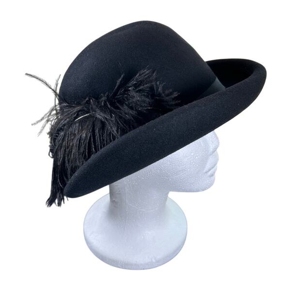 Vintage- Wool-  Feather - Bowler Hat- Doeskin Michelle- made in USA chic - Picture 1 of 9